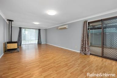 House For Lease - NSW - Lake Albert - 2650 - LAKE ALBERT LIVING  (Image 2)