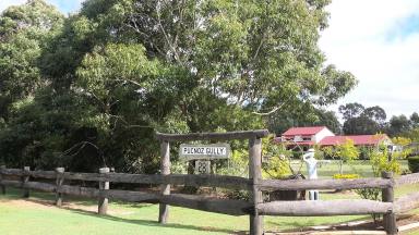 Lifestyle For Sale - QLD - Millstream - 4888 - Amazing Rural retreat  (Image 2)