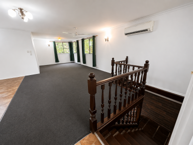 House For Lease - QLD - Apple Tree Creek - 4660 - HUGE FAMILY-SIZE HOME IN APPLE TREE CREEK (Image 2)