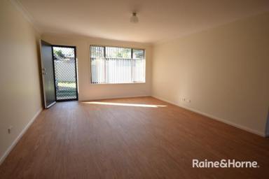 Unit Leased - NSW - Bomaderry - 2541 - RENOVATED TWO BEDROOM WITH LARGE YARD  (Image 2)