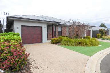 Villa Leased - NSW - Dubbo - 2830 - Low maintenance living in the prestige Lakeview Estate  (Image 2)