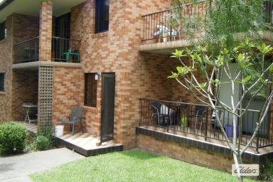 Unit For Lease - NSW - Taree - 2430 - Upstairs Unit (Image 2)