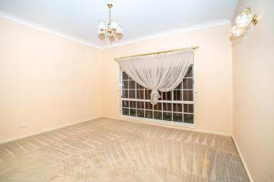 House For Lease - NSW - Kooringal - 2650 - COMFORTABLE LIVING IN KOORINGAL  (Image 2)