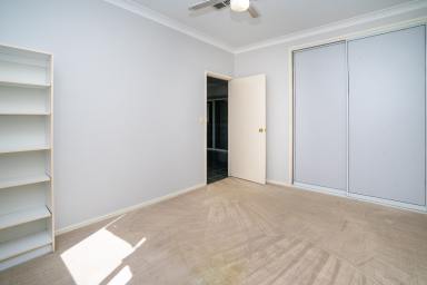 House For Lease - NSW - Kooringal - 2650 - COMFORTABLE LIVING IN KOORINGAL  (Image 2)