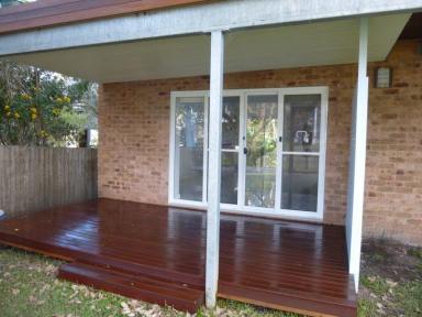 Flat For Lease - NSW - Wallabi Point - 2430 - COASTAL STUDIO LIVING- STEPS FROM THE BEACH  (Image 2)