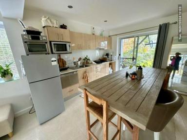 Flat For Lease - NSW - Wallabi Point - 2430 - COASTAL STUDIO LIVING- STEPS FROM THE BEACH  (Image 2)