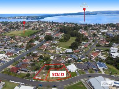 Residential Block Sold - NSW - Lake Heights - 2502 - A RARE OPPORTUNITY  (Image 2)