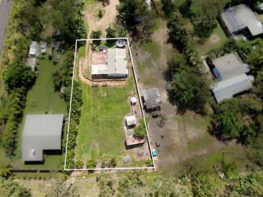 House For Sale - QLD - Cooktown - 4895 - Functional Shed House on 1265sqm  (Image 2)