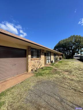 Unit Leased - QLD - Kingaroy - 4610 - CONVENIENT IN TOWN LOCATION  (Image 2)