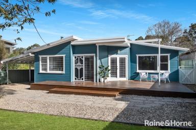 House For Sale - NSW - South Nowra - 2541 - Cute Cottage On A Quarter Acre  (Image 2)