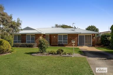 House For Sale - QLD - Glenvale - 4350 - A home to be proud of, or good investment opportunity not to miss!  (Image 2)