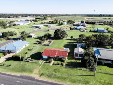 House For Sale - QLD - Gooburrum - 4670 - PERFECT FIRST FAMILY HOME ON 1/2 ACRE BLOCK + SHED  (Image 2)