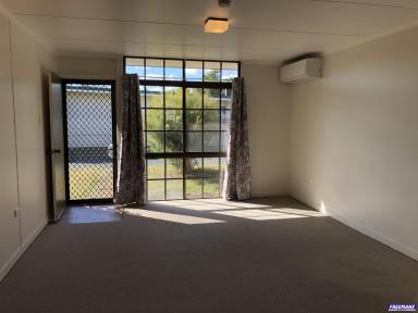 House For Lease - QLD - Kingaroy - 4610 - Lovely 2 Bedroom Unit - New Kitchen  (Image 2)