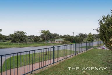House For Sale - WA - Aubin Grove - 6164 - An Exciting Opportunity Awaits!  (Image 2)