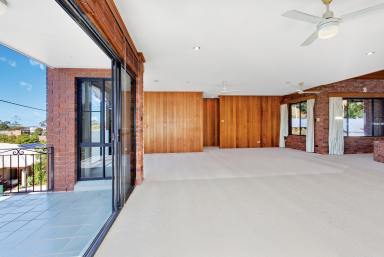 Unit For Sale - NSW - Laurieton - 2443 - Penthouse Position Perfect!  (Image 2)