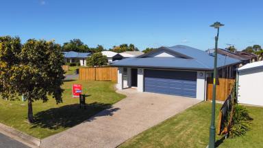 House For Sale - QLD - Ooralea - 4740 - Good As New In Ooralea - 4 Bed and separate office which can be used as 5th bedroom/2 Bath with Side Access!  (Image 2)