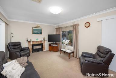 House For Sale - NSW - Kooringal - 2650 - Family Appeal in Prime Pocket  (Image 2)