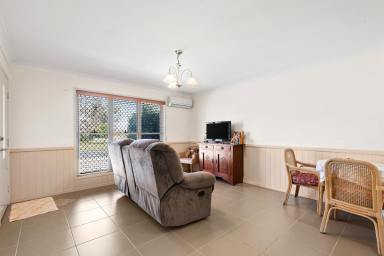 Unit For Sale - QLD - Clifton - 4361 - Immaculate Investment Opportunity  (Image 2)