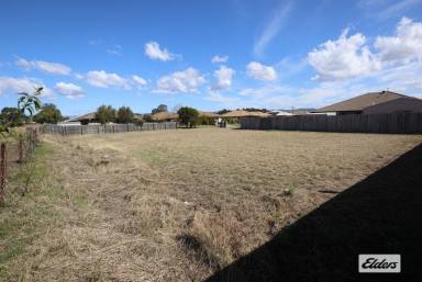 Residential Block For Sale - QLD - Laidley - 4341 - Rare Large Block in Cul-de-sac!  (Image 2)
