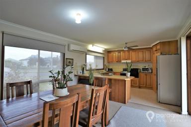 Unit For Sale - VIC - Mirboo North - 3871 - WHEN POSITION COUNTS  (Image 2)