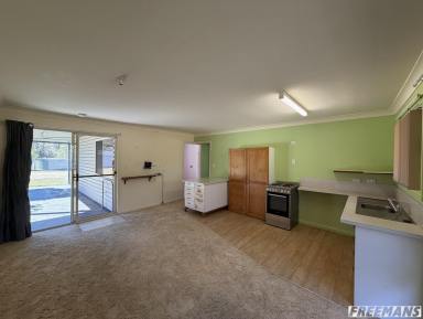 House For Lease - QLD - South Nanango - 4615 - 2 Bedroom home minutes to the CBD on 5 Acres (Image 2)