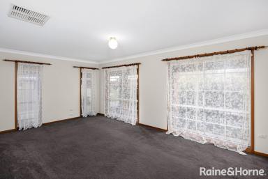 House For Lease - NSW - Glenfield Park - 2650 - Everything You Need  (Image 2)