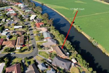 House For Sale - VIC - Eastwood - 3875 - Enjoy the tranquility of the river flats  (Image 2)