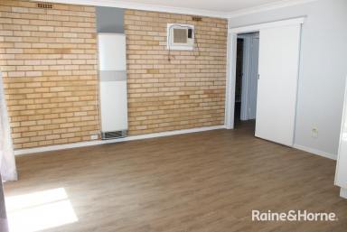 Unit Leased - NSW - Wagga Wagga - 2650 - What a Delight on Day Street  (Image 2)