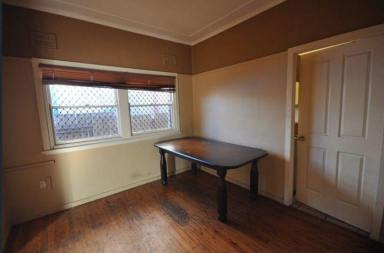 House For Lease - NSW - Granville - 2142 - THE OWNER IS NOT TAKING ANY APPLICATIONS DUE TO FEW OFFERS  (Image 2)