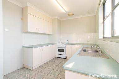 Unit For Lease - NSW - Wagga Wagga - 2650 - Convinient and Cosy Unit (Image 2)