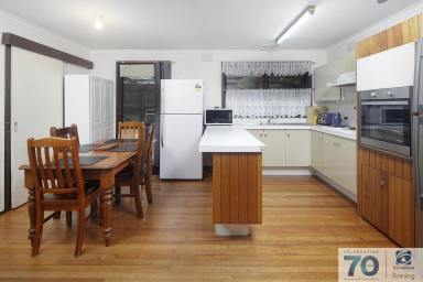 House Leased - VIC - Cranbourne - 3977 - FAMILY HOME IN A GREAT LOCATION  (Image 2)