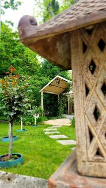 House For Sale - SA - Hahndorf - 5245 - Five properties on one title! No strata, FREEHOLD  (Image 2)