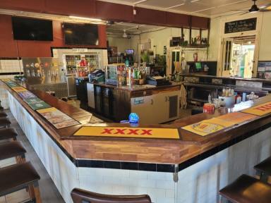Business For Sale - QLD - Halifax - 4850 - FULLY FUNCTIONING HOTEL IN COUNTRY HAMLET!  (Image 2)
