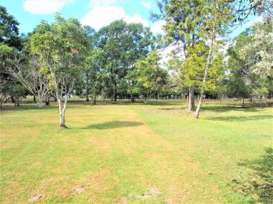 Lifestyle For Sale - QLD - Buxton - 4660 - APPEAL OF COUNTRY LIFE  (Image 2)