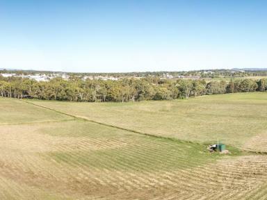 Cropping For Sale - QLD - Warwick - 4370 - KIANA  Lots 1 and 2 - YOUR INNER CITY RURAL PADDOCKS...  (Image 2)