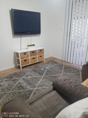 Studio Leased - SA - Hillcrest - 5086 - PRIVATE 5 ROOMED FULLY FURNISHED UNIT UNDER MAIN ROOF OF OWNERS HOME - INCLUSIVE OF ALL AMENITIES COSTS  (Image 2)