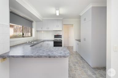 Unit Leased - VIC - Redan - 3350 - WINTER STREET GEM!  (Image 2)