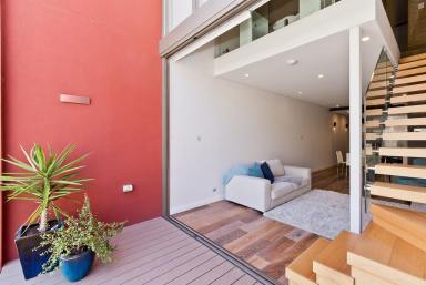 Unit For Lease - WA - Fremantle - 6160 - Furnished Apartment in Quattro (Image 2)