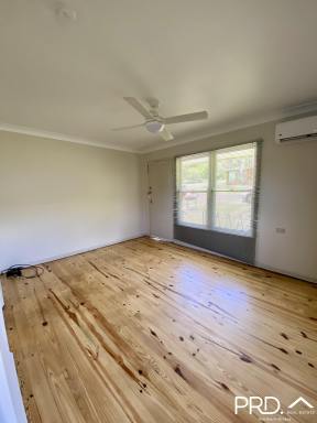 House Leased - NSW - Kyogle - 2474 - TIDY BEDSIT  (Image 2)