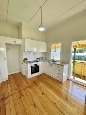 House For Lease - QLD - Kingaroy - 4610 - Beautifully Renovated 2 Bedroom Unit  (Image 2)
