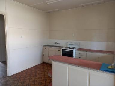 Flat Leased - QLD - Ingham - 4850 - 1 Bedroom Unit available soon  (Image 2)