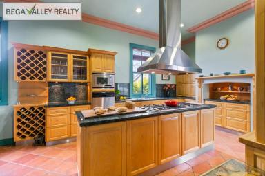 House For Sale - NSW - Bega - 2550 - HIGH CEILINGS AND GRAND DIMENSIONS (Image 2)