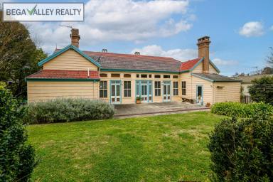 House For Sale - NSW - Bega - 2550 - GRAND VICTORIAN HOME IN BEGA  (Image 2)