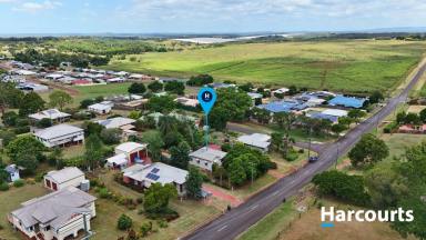 House Leased - QLD - Childers - 4660 - Town Living with Inground Pool for Summer!  (Image 2)