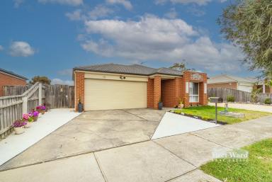 House For Sale - VIC - Paynesville - 3880 - 4 Bedrooms, 2 bathrooms.  (Image 2)