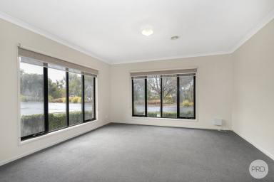 House Leased - VIC - Alfredton - 3350 - THREE BEDROOM FAMILY HOME IN IDEAL ALFREDTON LOCATION  (Image 2)