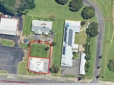 House Sold - QLD - Innisfail Estate - 4860 - HIGHSET QUEENSLANDER IN AN IDEAL LOCATION  (Image 2)