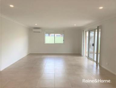 House Leased - NSW - Nowra - 2541 - APPLICATION NOW ACCEPTED  (Image 2)