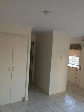 Unit For Lease - QLD - Mackay - 4740 - 2 BEDROOM UNIT IN HIGHLY SOUGHT AFTER AREA  (Image 2)