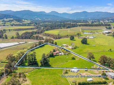 House For Sale - TAS - Huonville - 7109 - STRAIGHT OUT OF BETTER HOMES AND GARDENS  (Image 2)